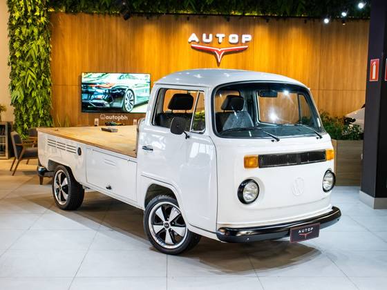 VOLKSWAGEN KOMBI 1.6 MI PICK-UP CS 8V GASOLINA 2P MANUAL VOLKSWAGEN KOMBI 1.6 MI PICK-UP CS 8V GASOLINA 2P MANUAL